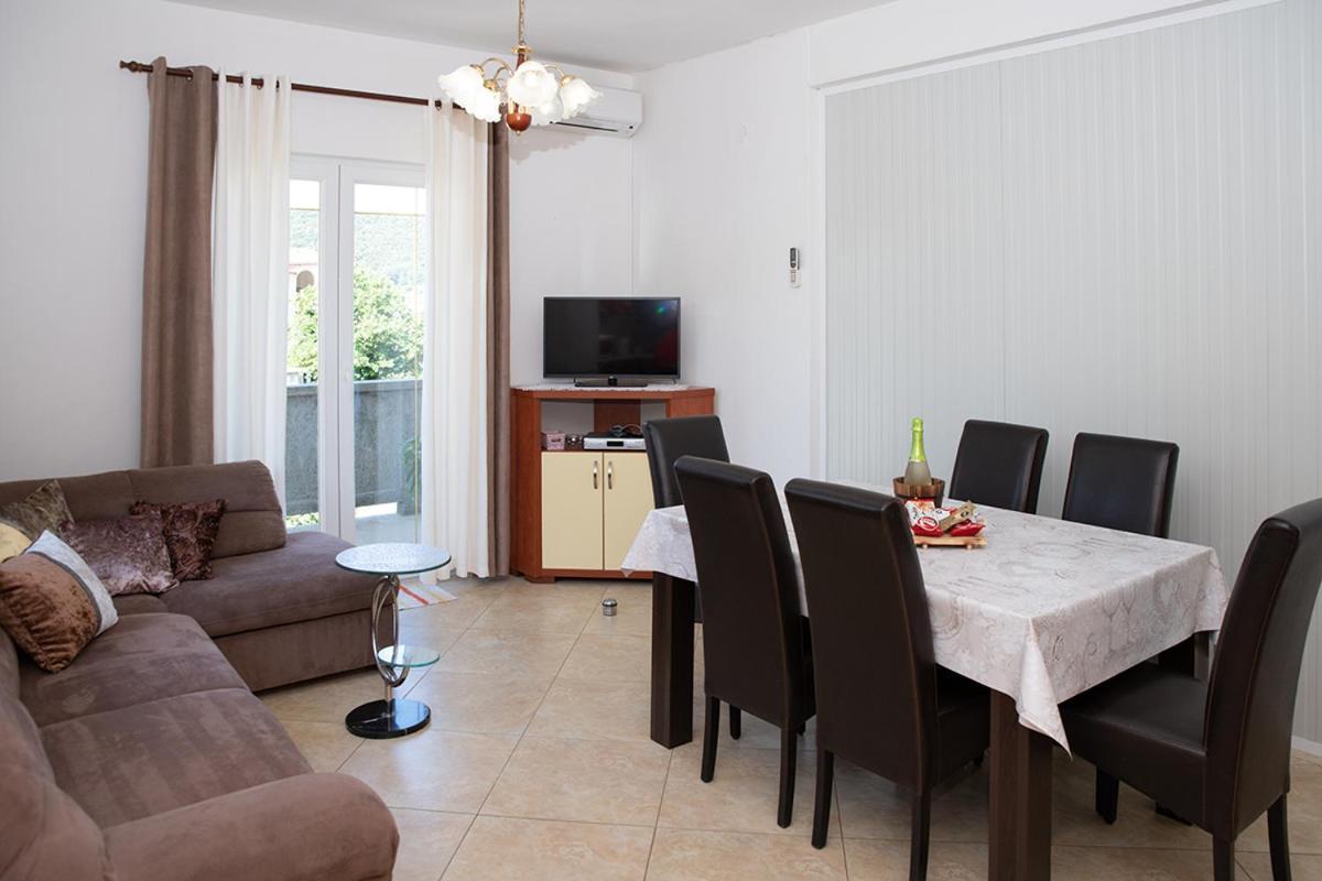 Apartman Mira i Denis Supetarska Draga Dış mekan fotoğraf
