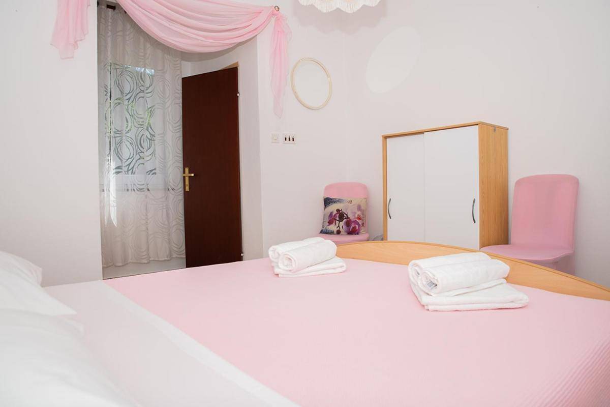 Apartman Mira i Denis Supetarska Draga Dış mekan fotoğraf