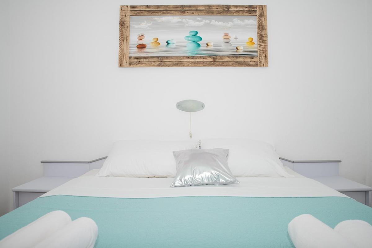 Apartman Mira i Denis Supetarska Draga Dış mekan fotoğraf